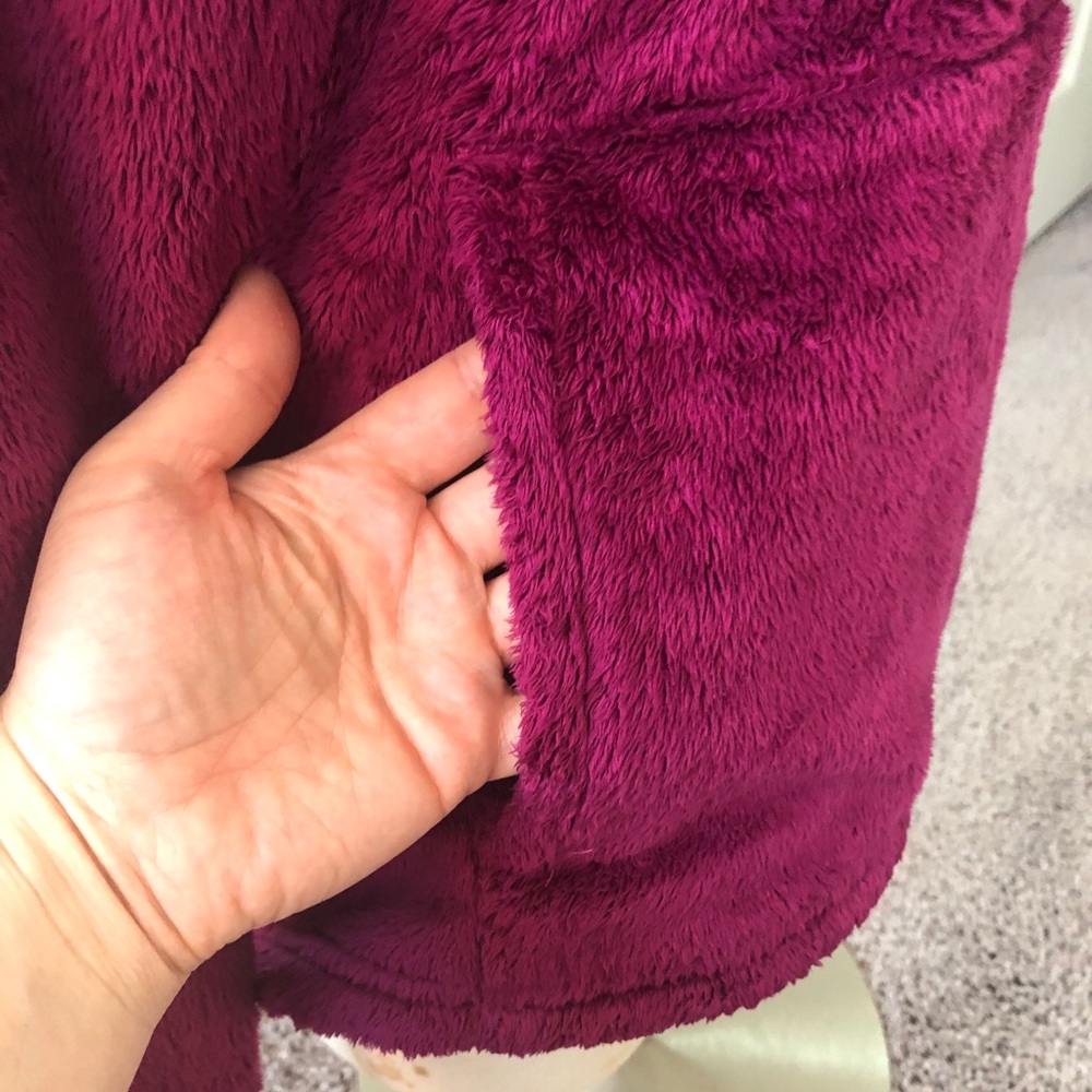 The North Face Magenta Fleece Jacket - Picture 6 of 13